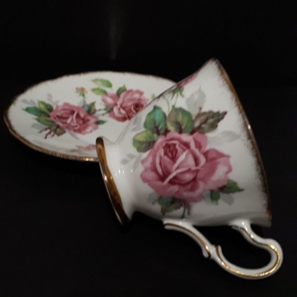 Berkley Rose Teacup by Royal Stafford vintage 1950's - Picture 7 of 9